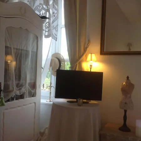 D'hotes Le Nid Du Phare Avec Option Jacuzzi Prive Panzió 4*