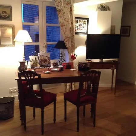Le Nid Du Phare Avec Jacuzzi Bed & Breakfast Honfleur