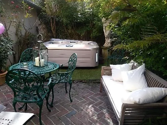 Frühstückspension D'hotes Le Nid Du Phare Avec Option Jacuzzi Prive Honfleur