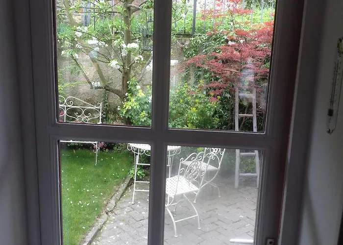 D'hotes Le Nid Du Phare Avec Option Jacuzzi Prive Frühstückspension Honfleur