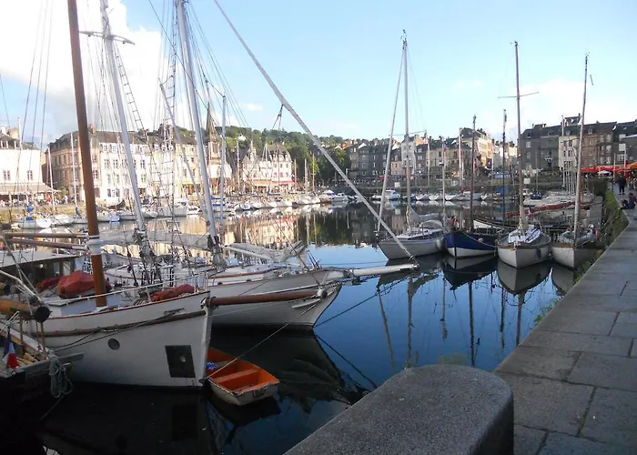 D'hotes Le Nid Du Phare Avec Option Jacuzzi Prive Honfleur